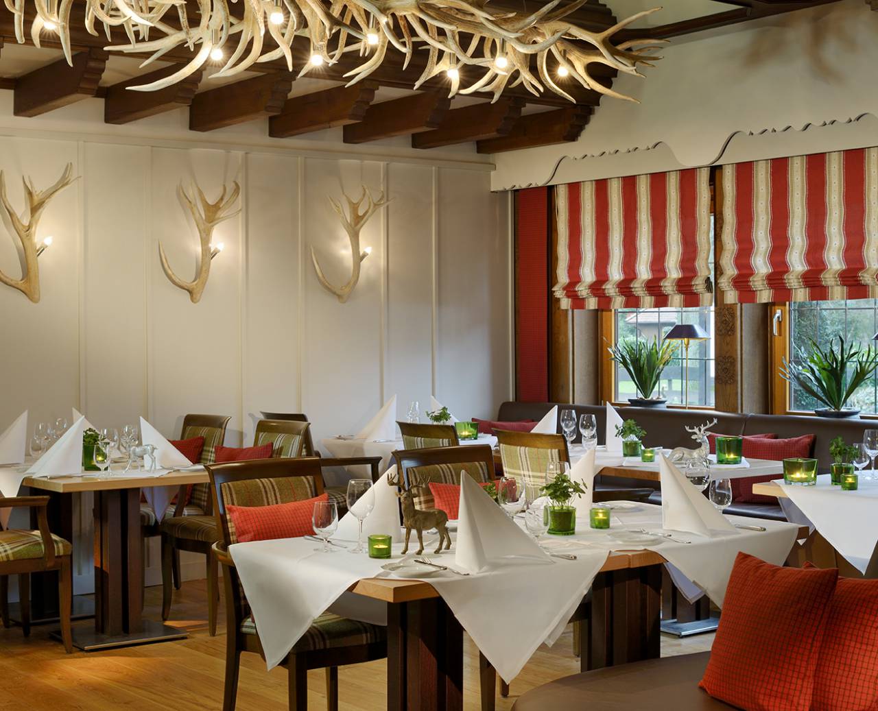 Restaurant Jägerstube im Romantikhotel Jagdhaus Eiden in Bad Zwischenahn