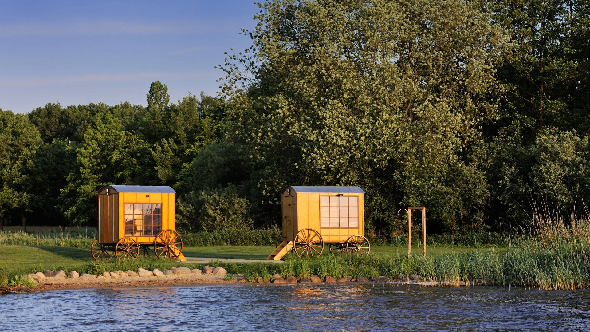 Beach wagon sauna