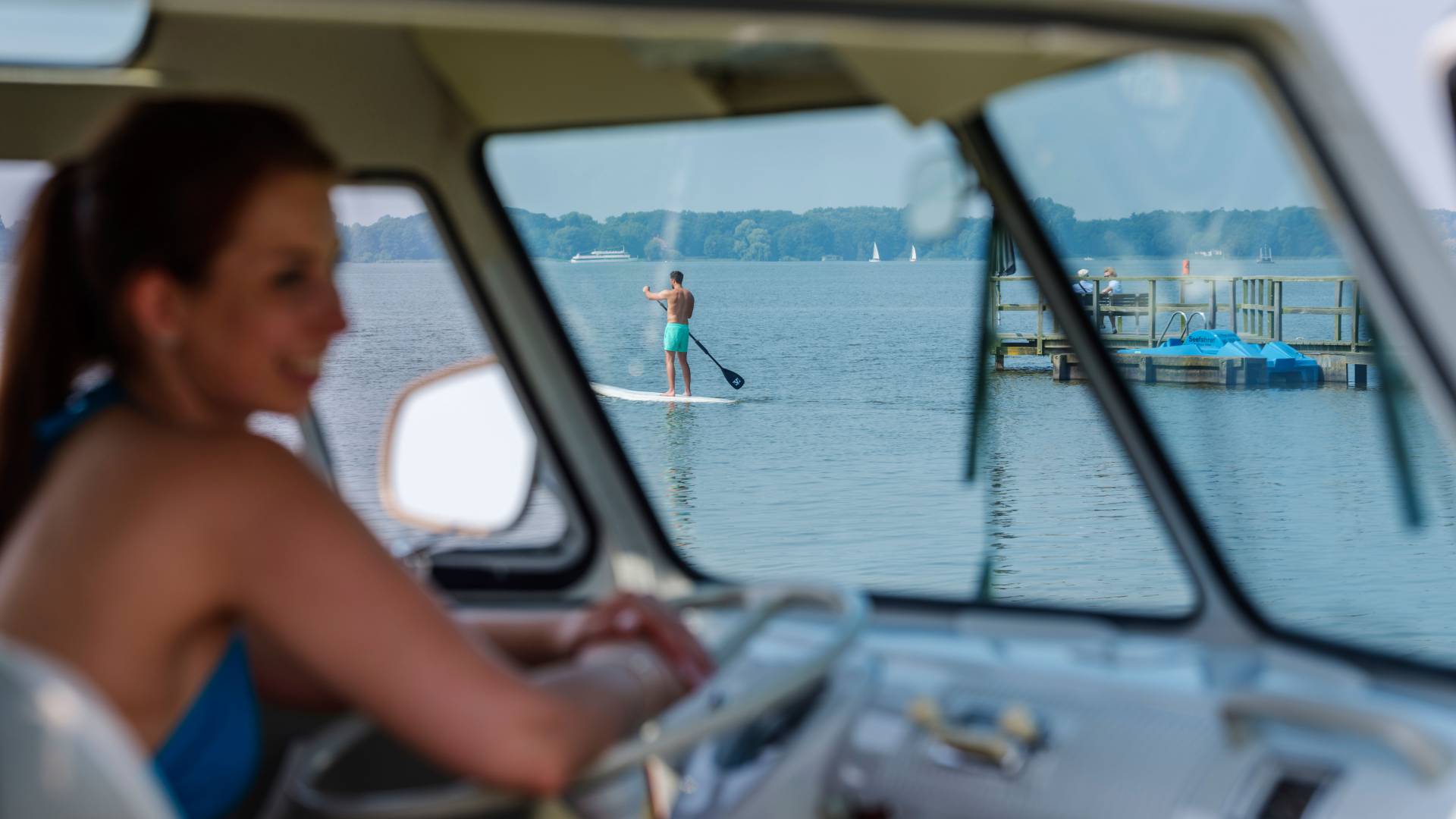 Stand-up paddle-boarding on the Zwischenahner Meer