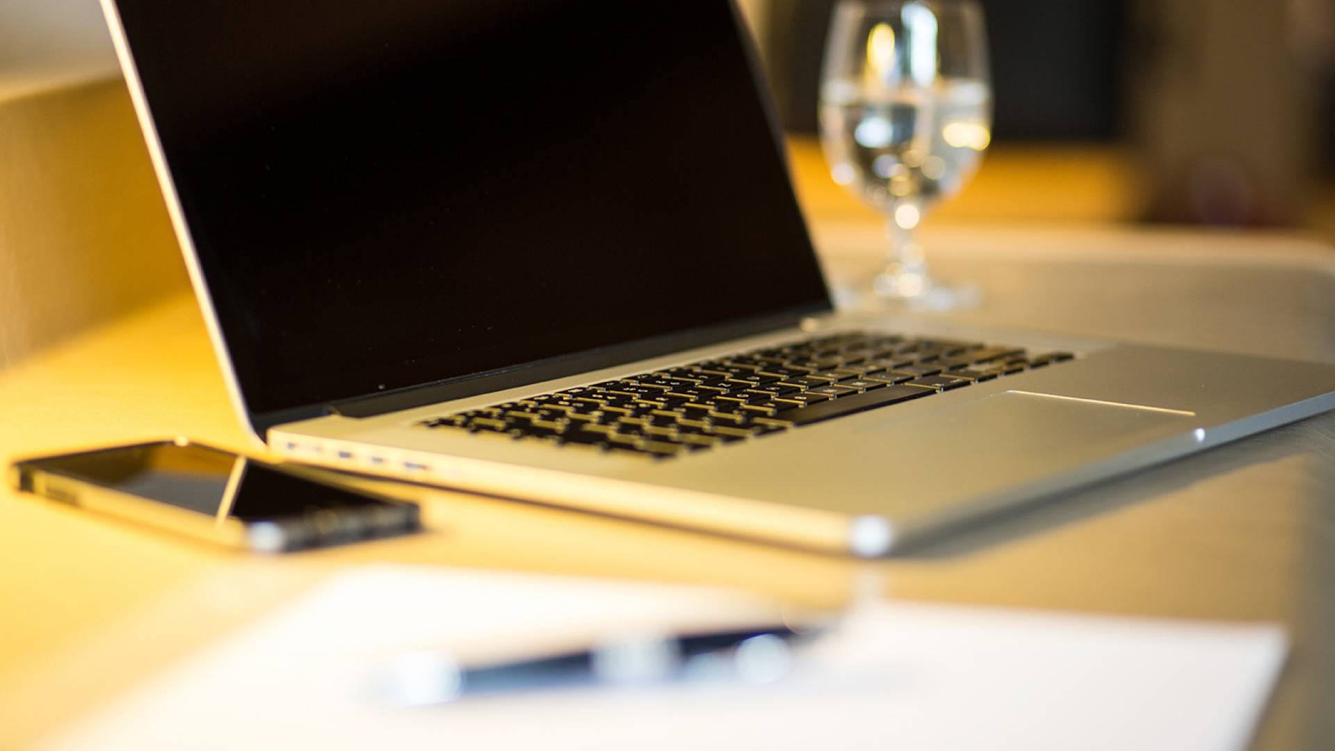 Laptop in the conference room at the Romantik Hotel Jagdhaus Eiden